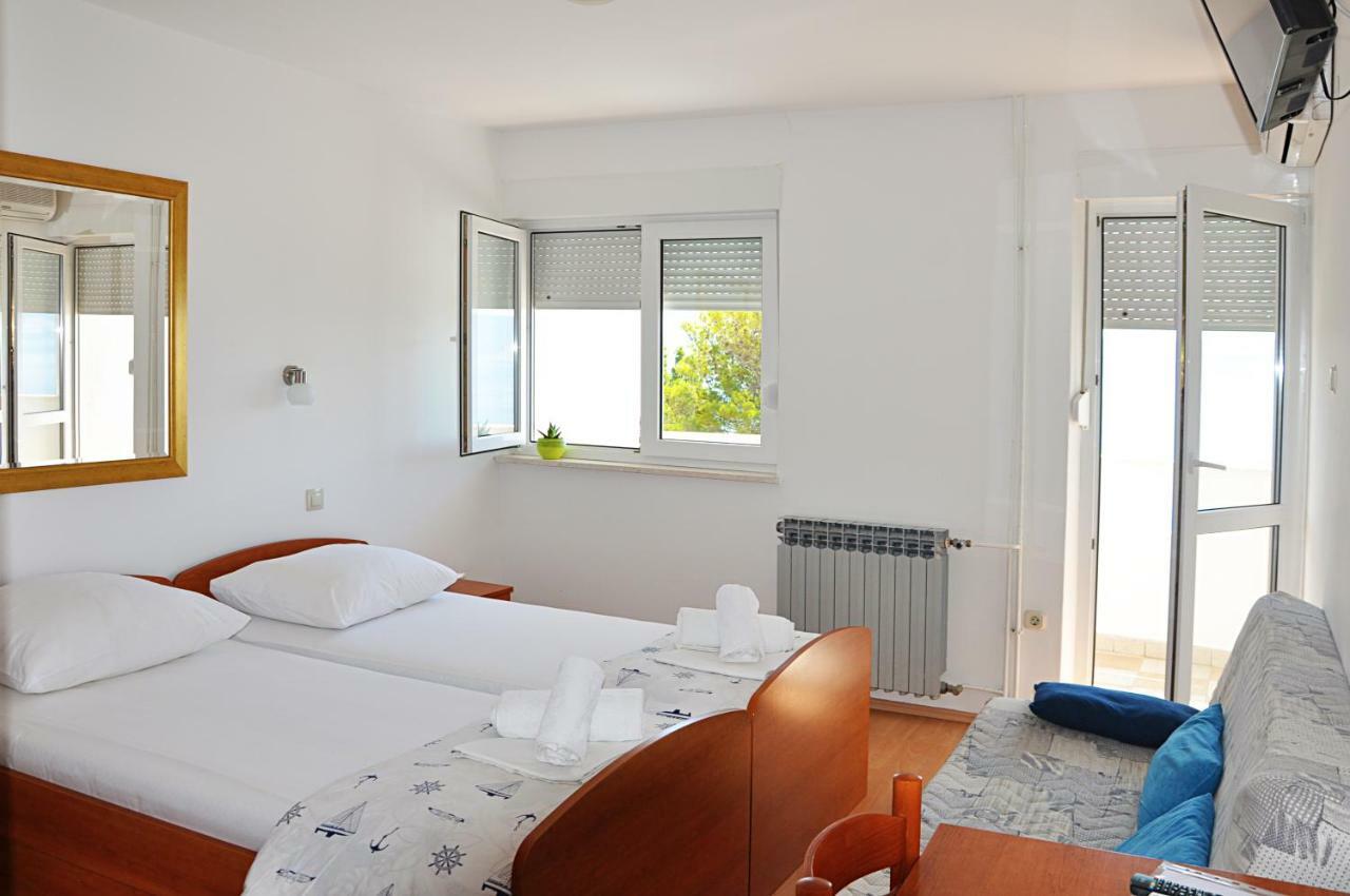 Sunrise Apartments And Studio Apartments Lokva Rogoznica Ngoại thất bức ảnh