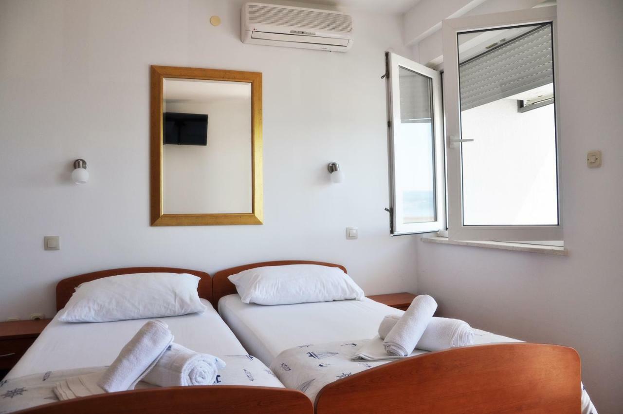 Sunrise Apartments And Studio Apartments Lokva Rogoznica Ngoại thất bức ảnh